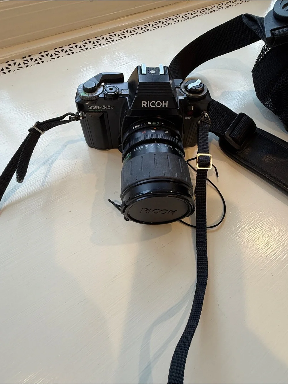 RICOH XR-30 35mm SLR Camera in Black with Zoom Lens + Bag